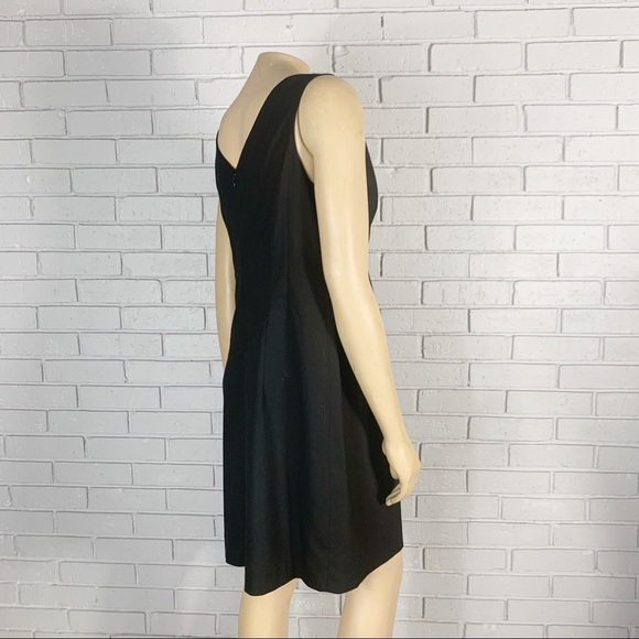 Laundry By Design Black Pleated V-Neck Dress - Picture 3 of 8